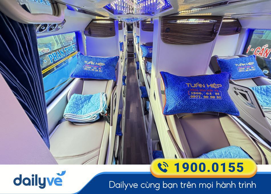 Dòng xe Limousine 34 chỗ của nhà xe Tuấn Hiệp Cà Mau