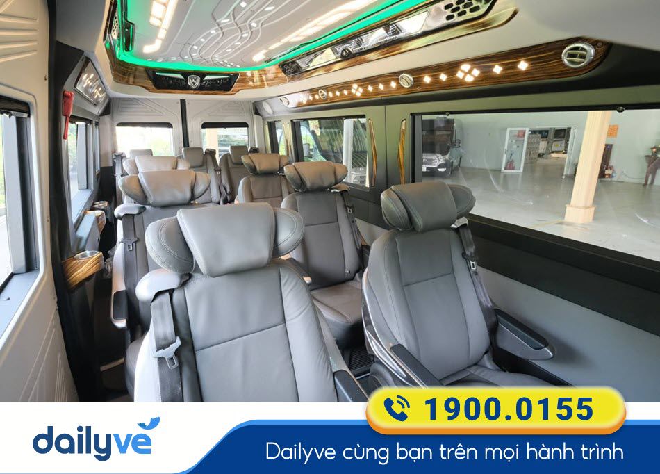 Nội thất xe ghế 16 chỗ của nhà xe Nam Việt Bình Dương