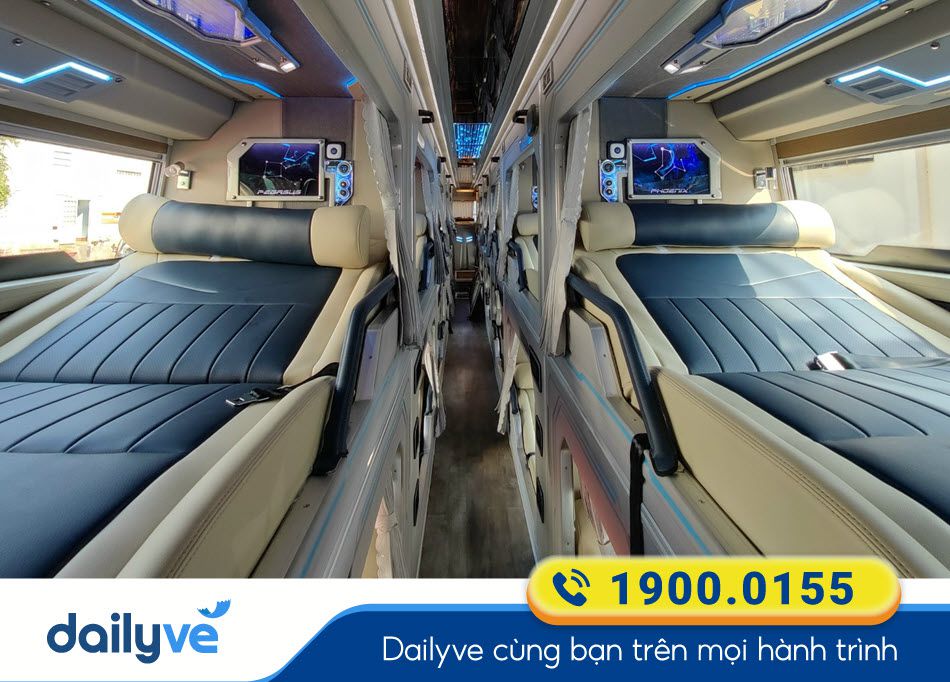 Nội thất dòng xe Vip Quang Hạnh Nha Trang - Sài Gòn