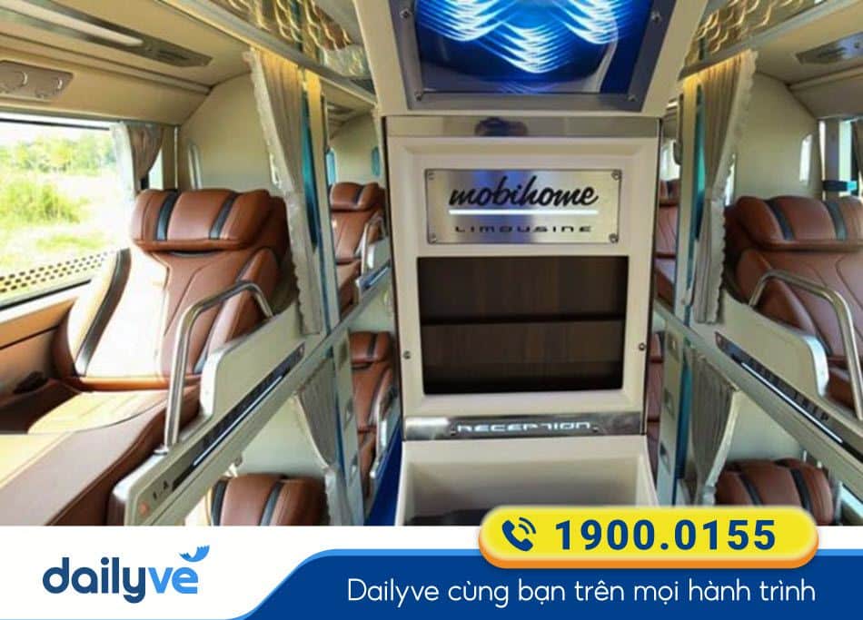 Thiết kế sang trọng xe Limousine 34 phòng của xe Tâm Hạnh đi Sài Gòn