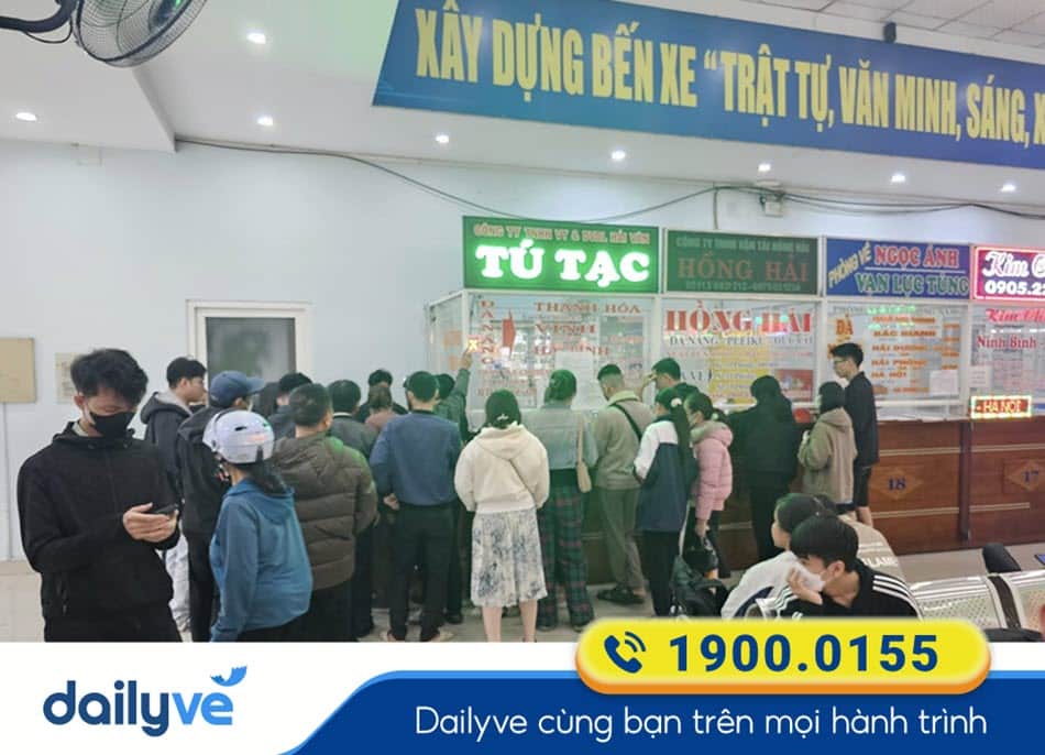 Quầy vé nhà xe Tú Tạc tại bến xe Đà Nẵng