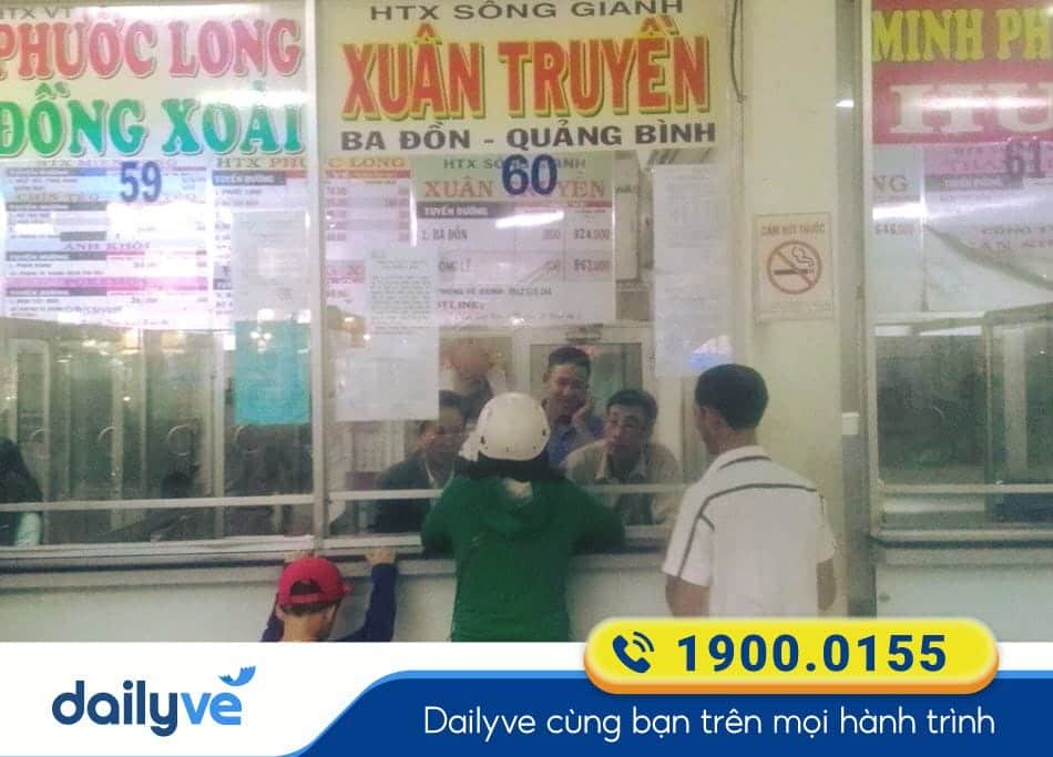 Quầy vé nhà xe Xuân Truyền tại bến xe Ba Bồn - Quảng Bình