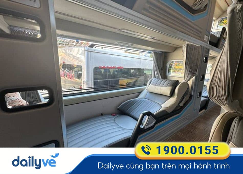 Nội thất xe Limousine 34 phòng của nhà xe Quỳnh Hương EaKar - Đắk Lắk