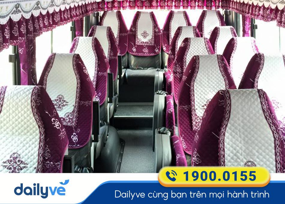 Xe ghế ngồi 16 chỗ của nhà xe Việt Trung Hà Nam