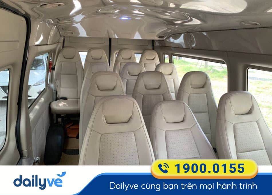 Nội thất xe ghế ngồi 16 chỗ của xe Linh Yến Hải Dương - Hà Nội